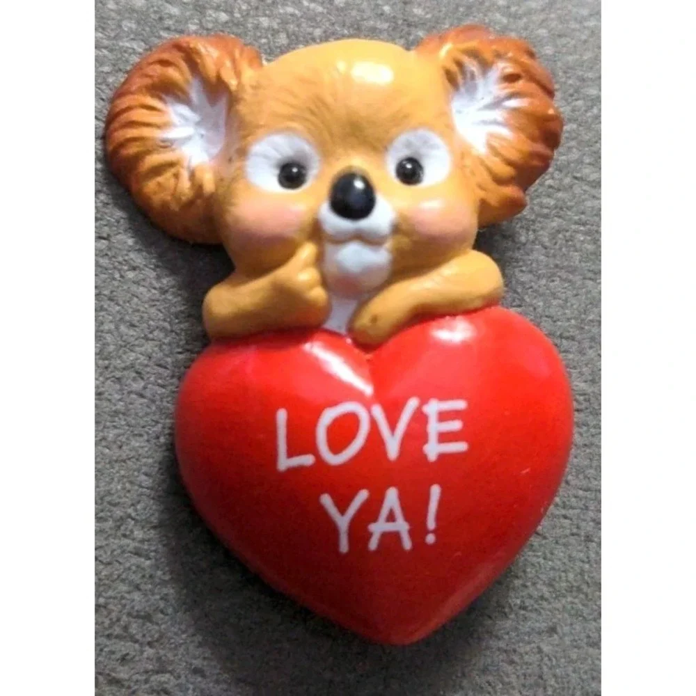 Vintage‎ 1986 Hallmark Koala Bear Valentines Day Pin Love Ya Heart
